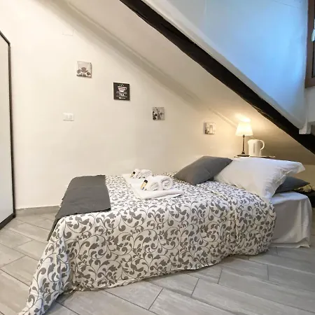 Mansarda Raffaello شقة *