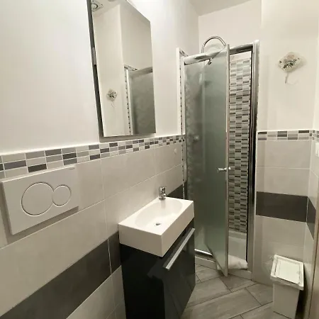 Apartamento Mansarda Raffaello Turim