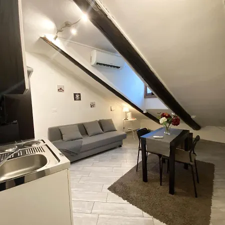 Mansarda Raffaello Apartman *
